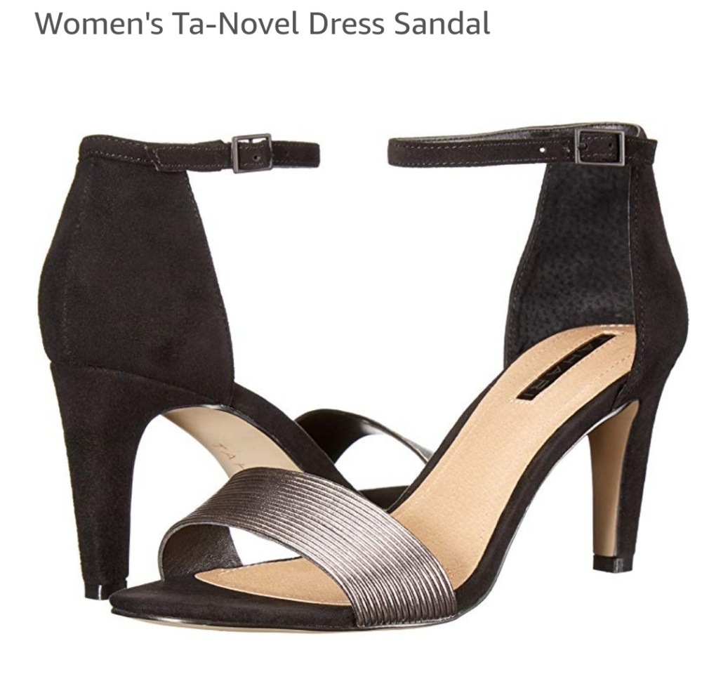 SOLD 🌹Tahari Ta-Novel Mid Heel Dress Shoe